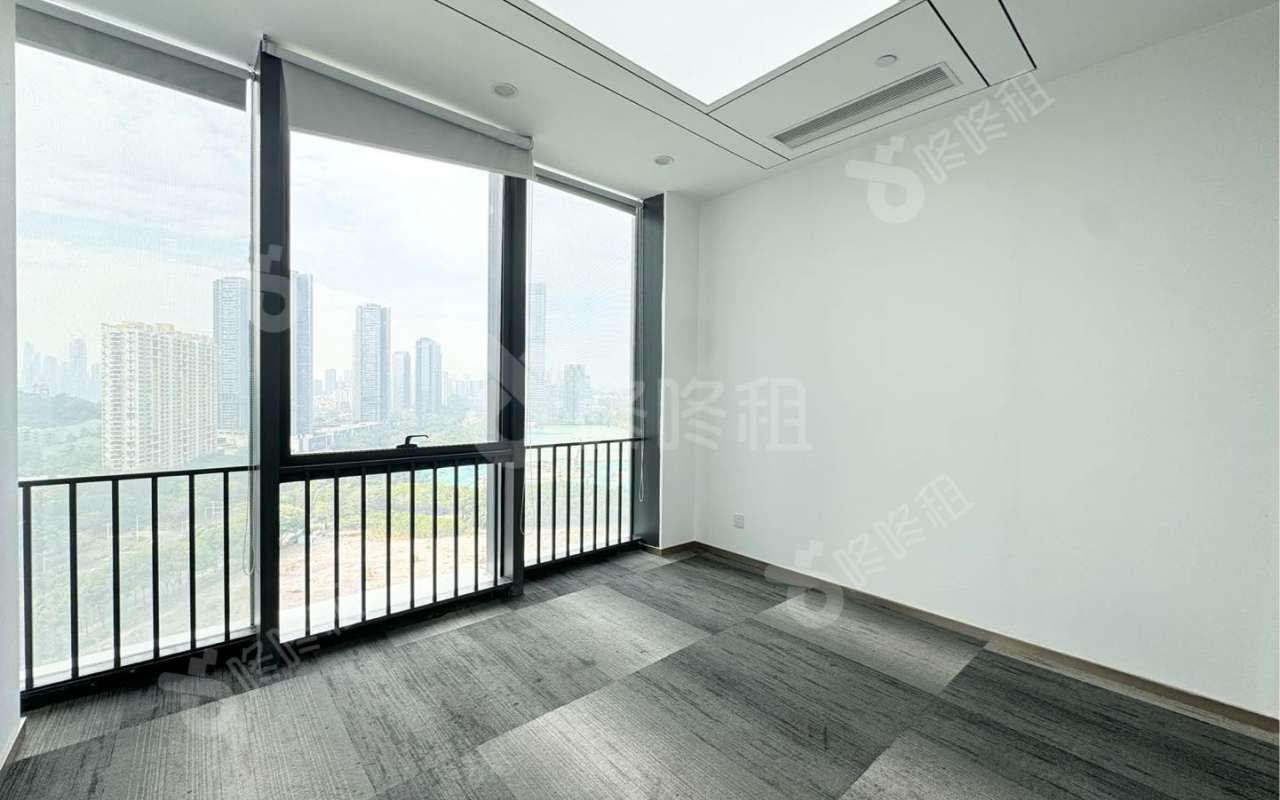 金迪世纪大厦_191平_精装_办公室隔间