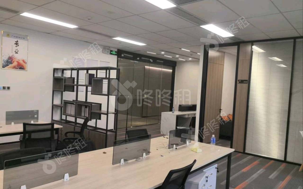 合景科汇金谷_328平_精装_办公室开间