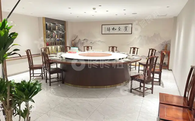 华侨城创意文化园_388平_精装_办公室房源出租