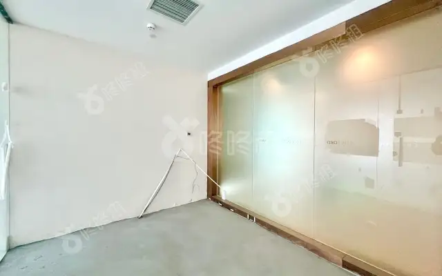 长富金茂大厦CFC_470平_精装_办公室房源出租