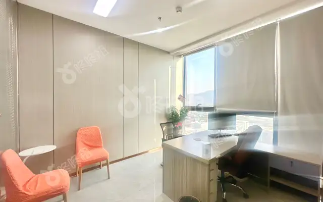 长富金茂大厦CFC_720平_精装_办公室房源出租