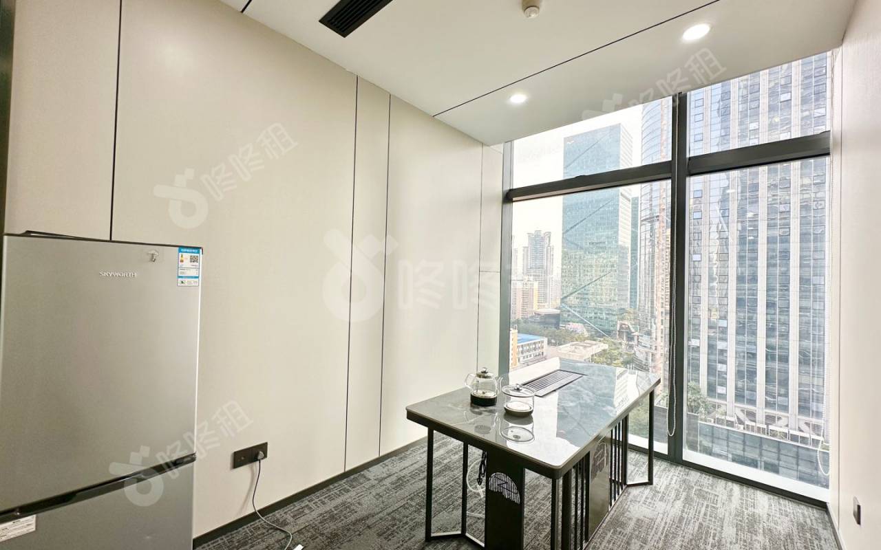 皇庭中心_369平_精装_办公室隔间