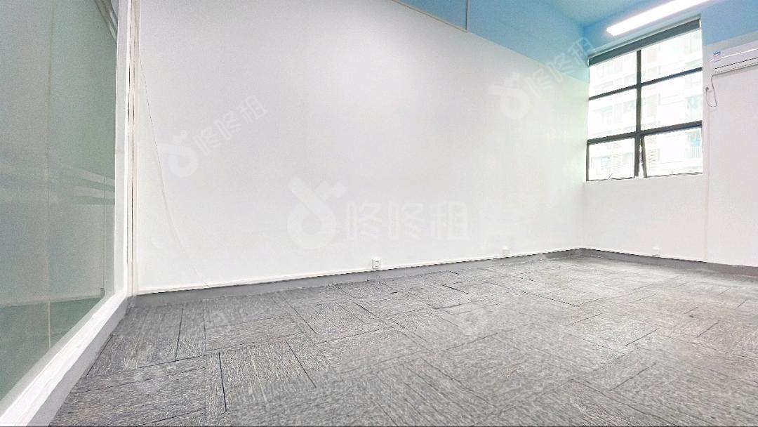 南山云谷二期_161平_精装_办公室隔间