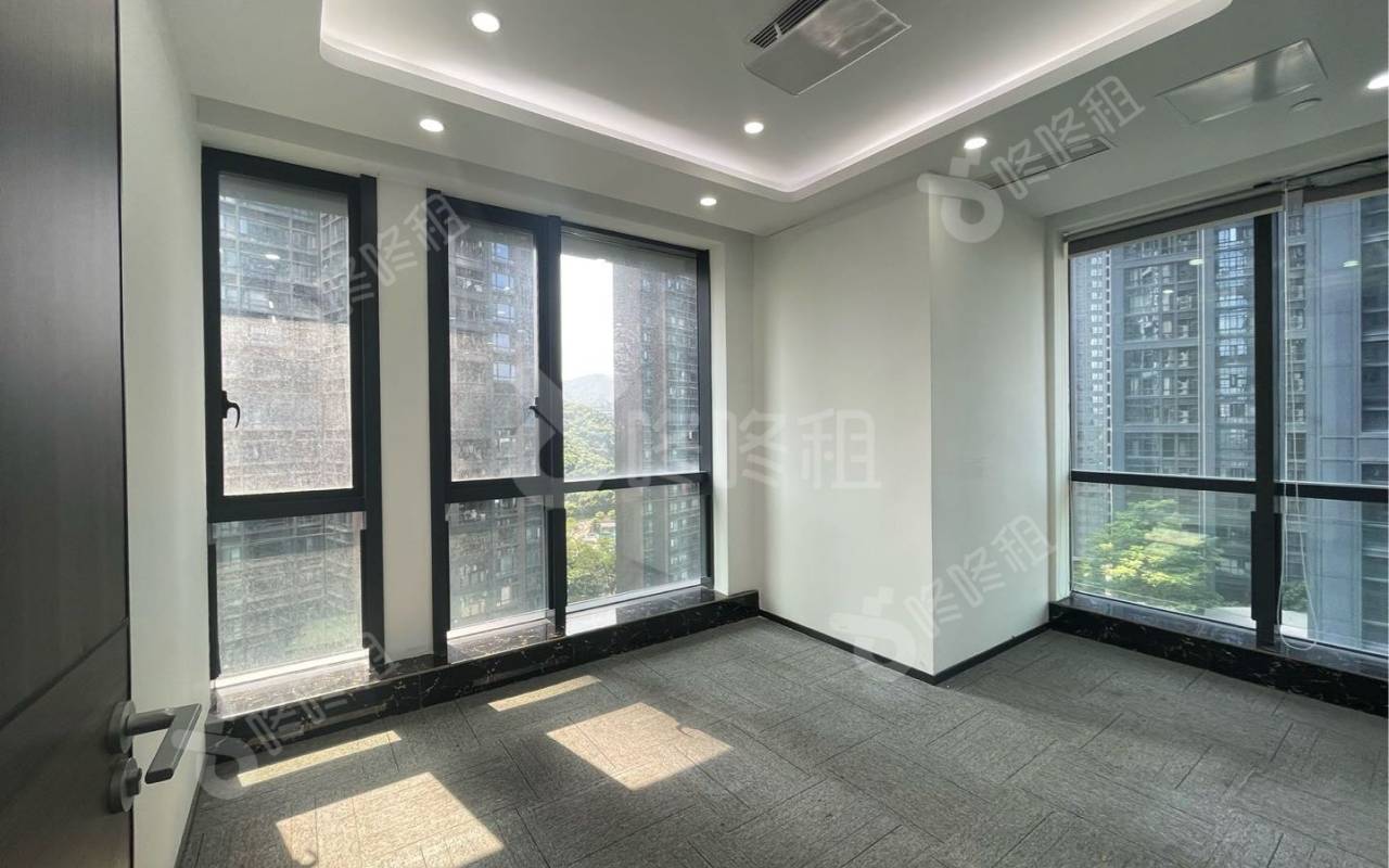 京基御景峯大厦_186.13平_豪装_办公室隔间