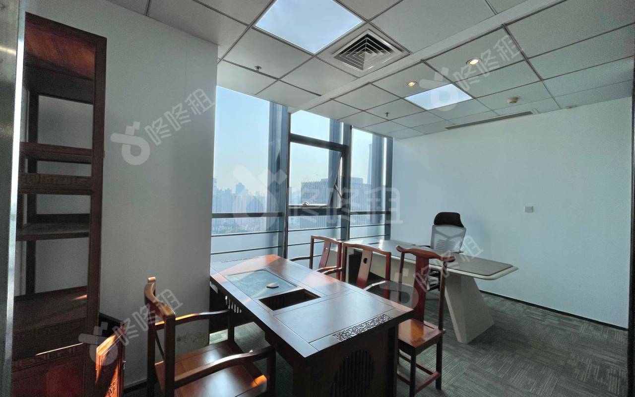 东方科技大厦_328平_豪装_办公室隔间