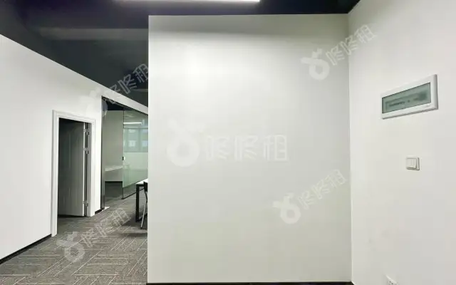 51大厦_160平_精装_办公室房源出租