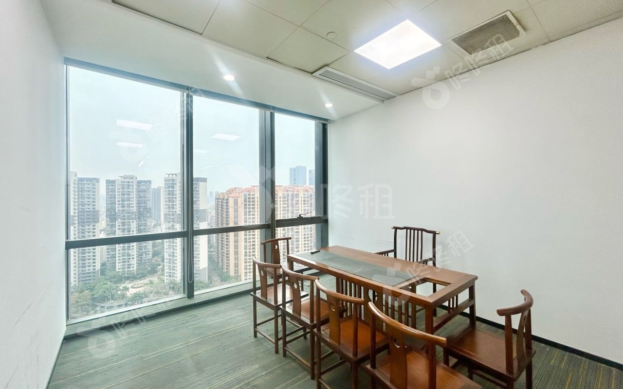 中执时代广场（粤商中心）_466平_精装_办公室隔间