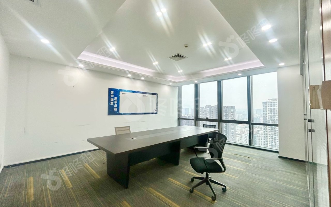 中执时代广场（粤商中心）_466平_精装_办公室隔间