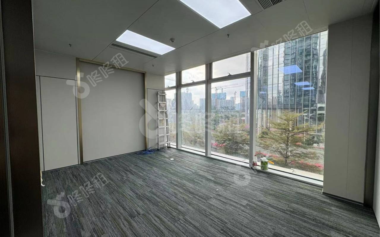 卓越前海壹号_390平_精装_办公室隔间