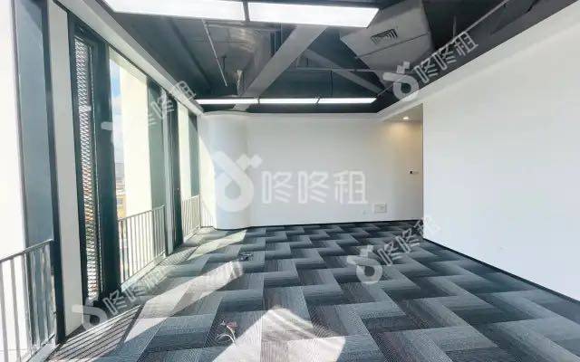 华联城市中心_80平_豪装_办公室开间