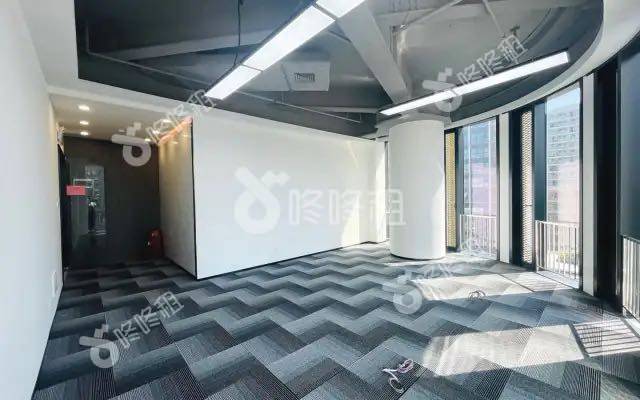 华联城市中心_80平_豪装_办公室开间