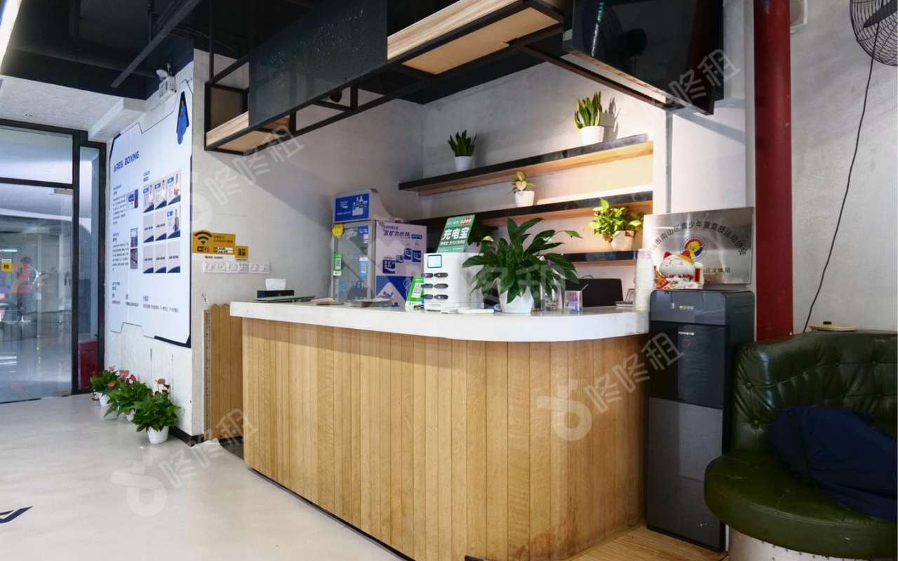 朗峰大厦_672平_精装_前台