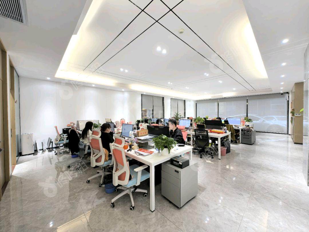 TOD科技中心_1646平_豪装_办公室开间