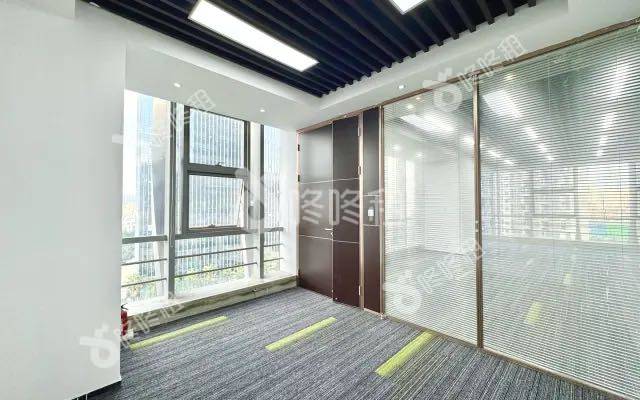 阳光科创中心_211平_精装_办公室隔间