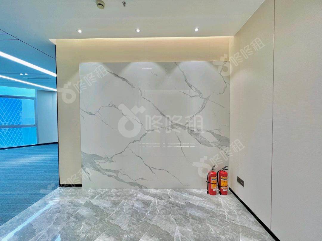 鹏润达大厦(鹏润达商业广场)_239平_精装_前台