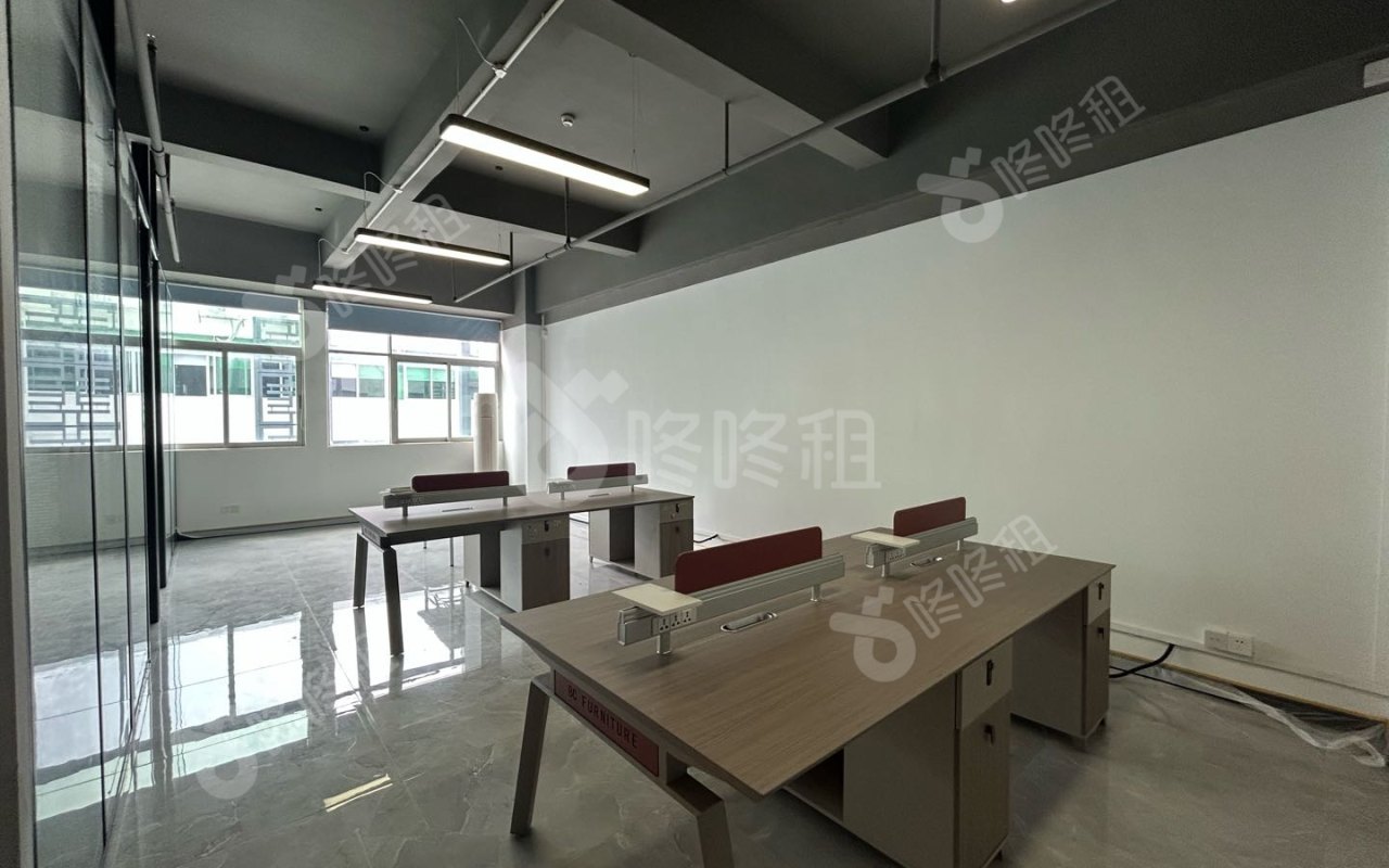 美生慧谷科技创新园_136平_精装_办公室开间