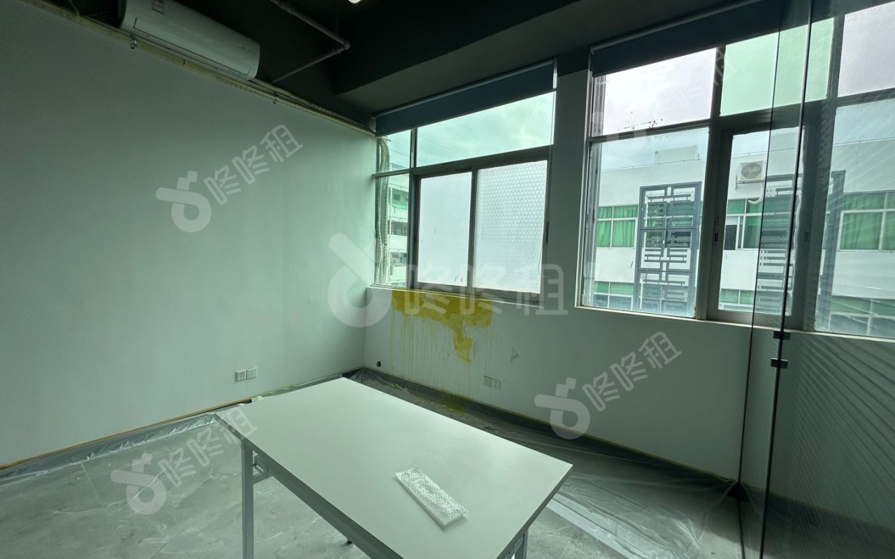 美生慧谷科技创新园_136平_精装_办公室隔间