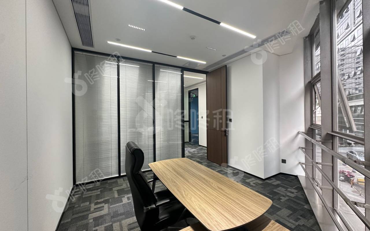 深圳北航大厦_50平_精装_办公室隔间