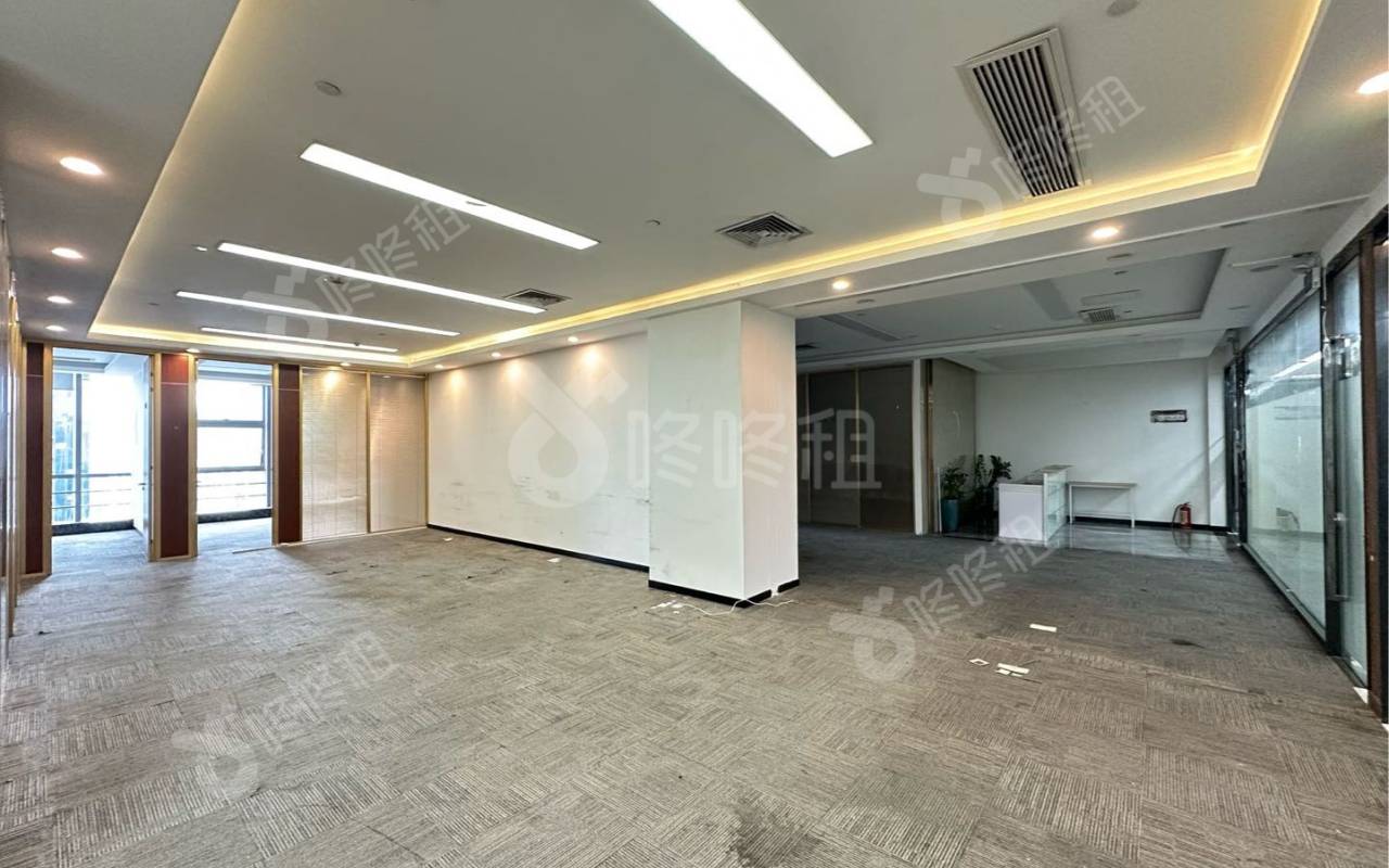 阳光科创中心_405平_精装_办公室开间