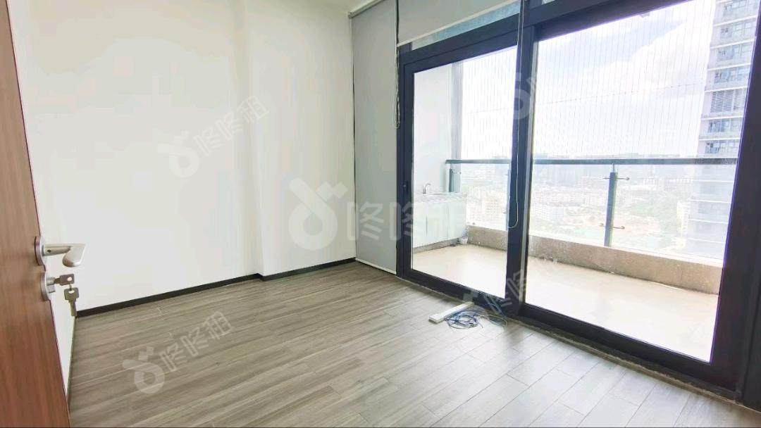 天安云谷一期_580平_精装_办公室隔间