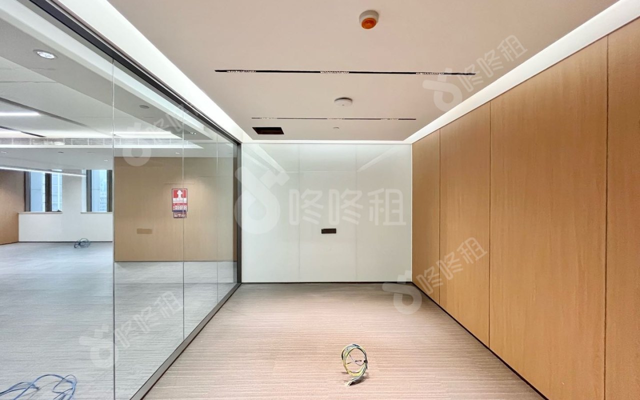金融科技大厦_316平_精装_办公室隔间