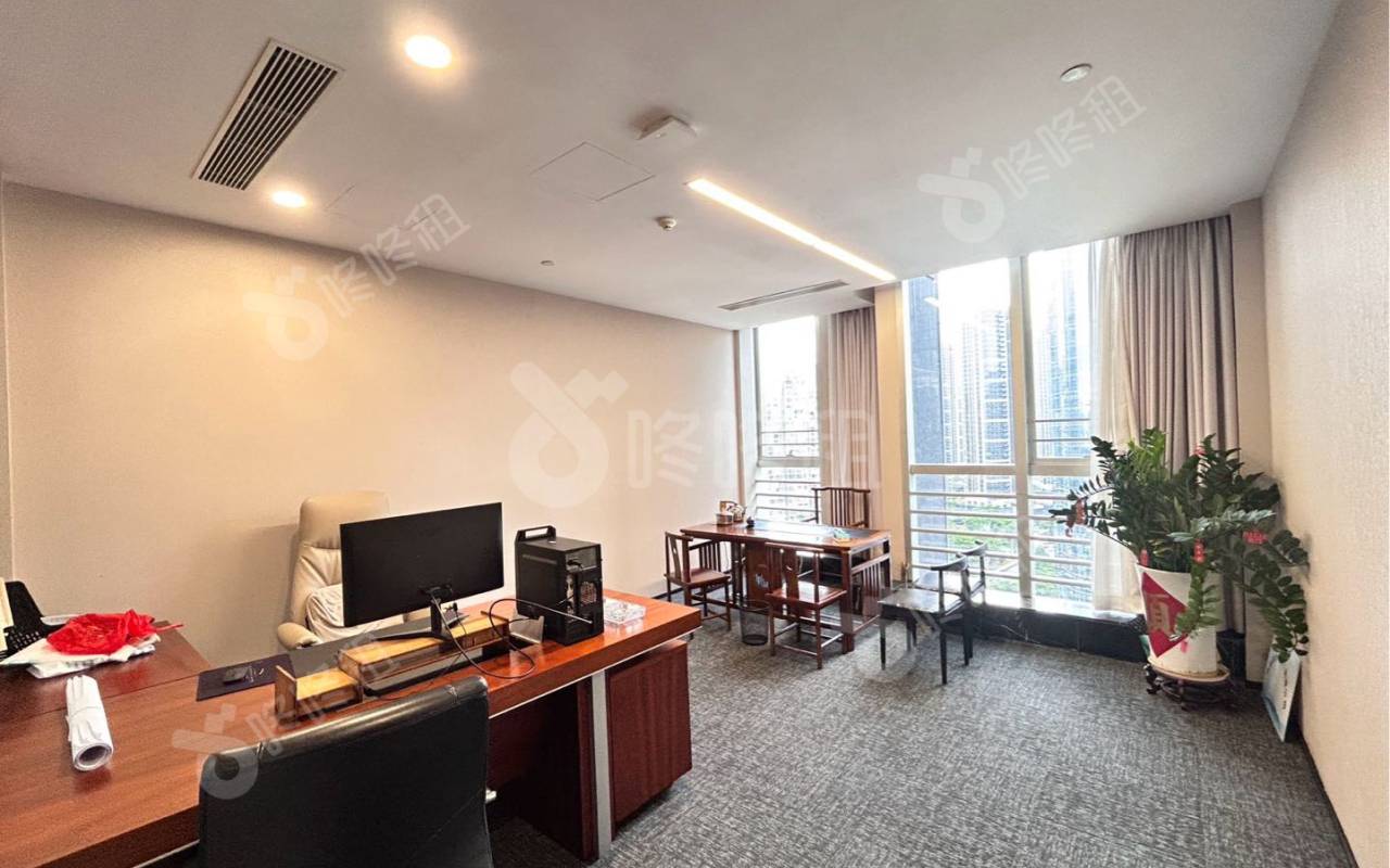龙光世纪大厦_785.16平_精装_办公室隔间