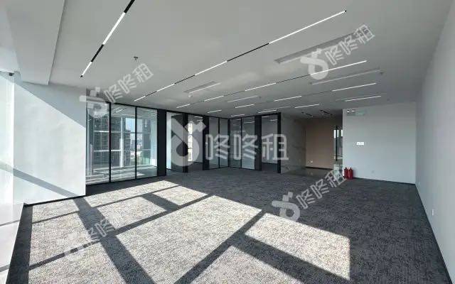 阳光粤海大厦_180平_豪装_办公室开间