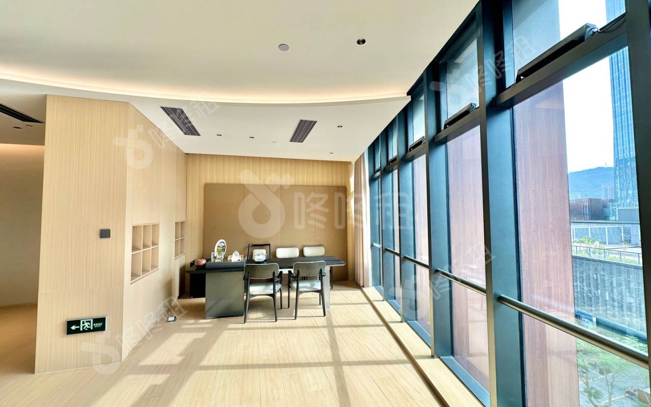 前海颐都大厦_1898.2平_豪装_办公室隔间