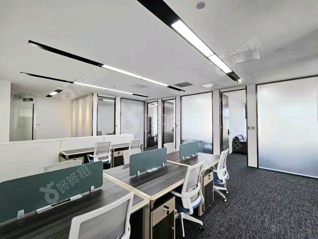 富德生命保险大厦_343平_精装_办公室开间