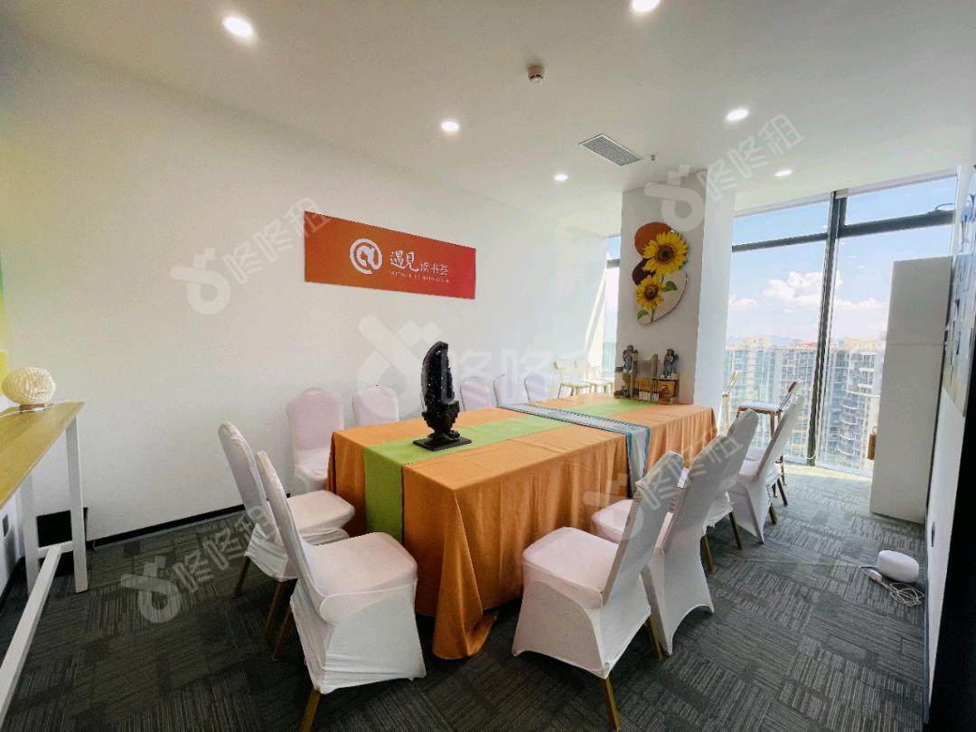 方大城_418平_精装_办公室隔间