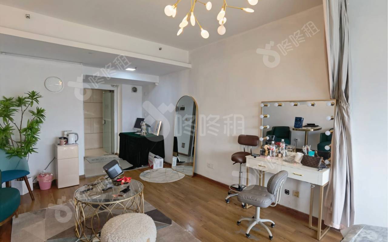 田厦金牛广场_59平_精装_办公室开间