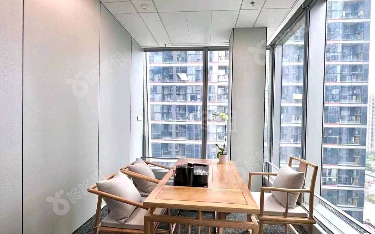深圳湾SIC超级总部中心_306平_豪装_办公室隔间