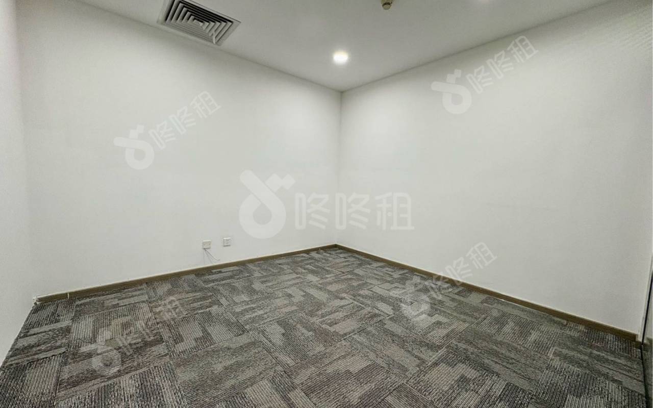 凯达尔集团大厦_375平_精装_办公室隔间