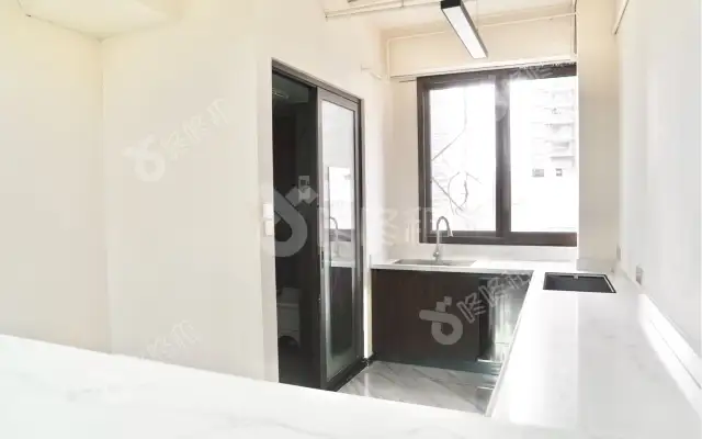 泰华梧桐聚落花园(梧桐村)_187平_精装_办公室房源出租