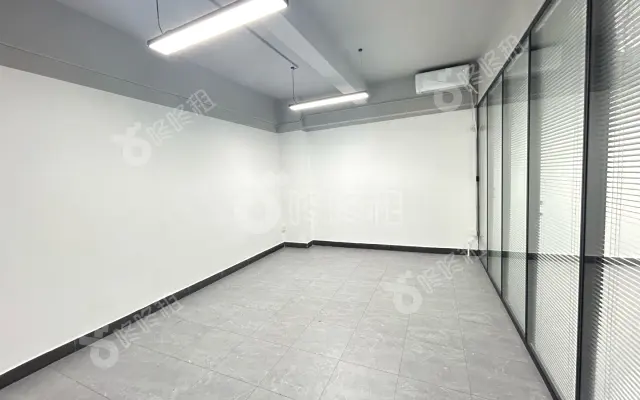 银田工业区_180平_精装_办公室房源出租
