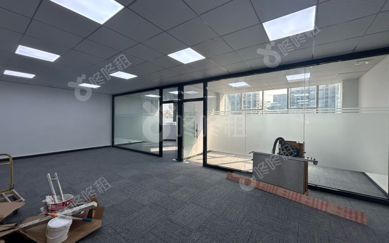 银田工业区_160平_精装_前台