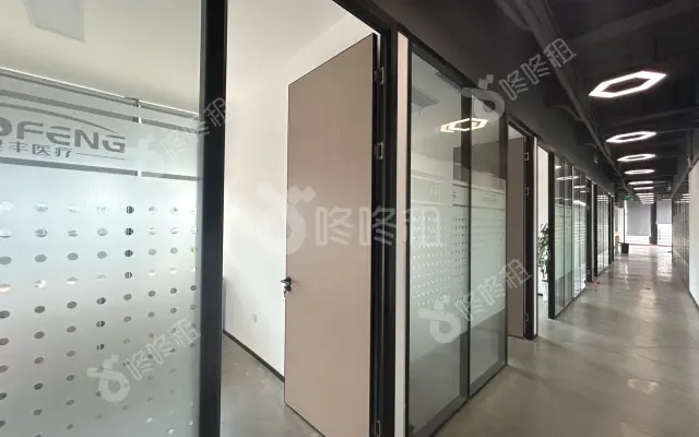 奋成智谷大厦_1500平_精装_办公室房源出租