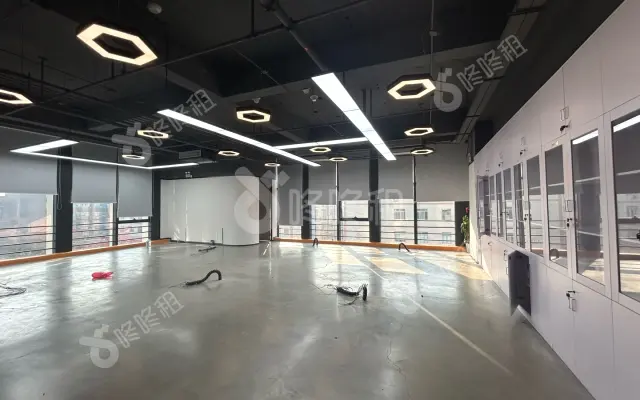 奋成智谷大厦_1500平_精装_办公室房源出租
