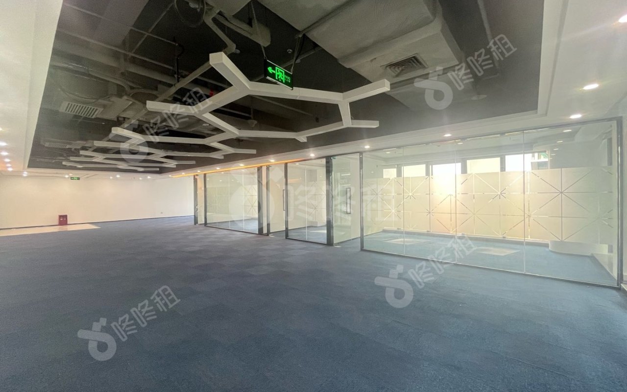 深圳湾科技生态园_211.6平_精装_办公室开间