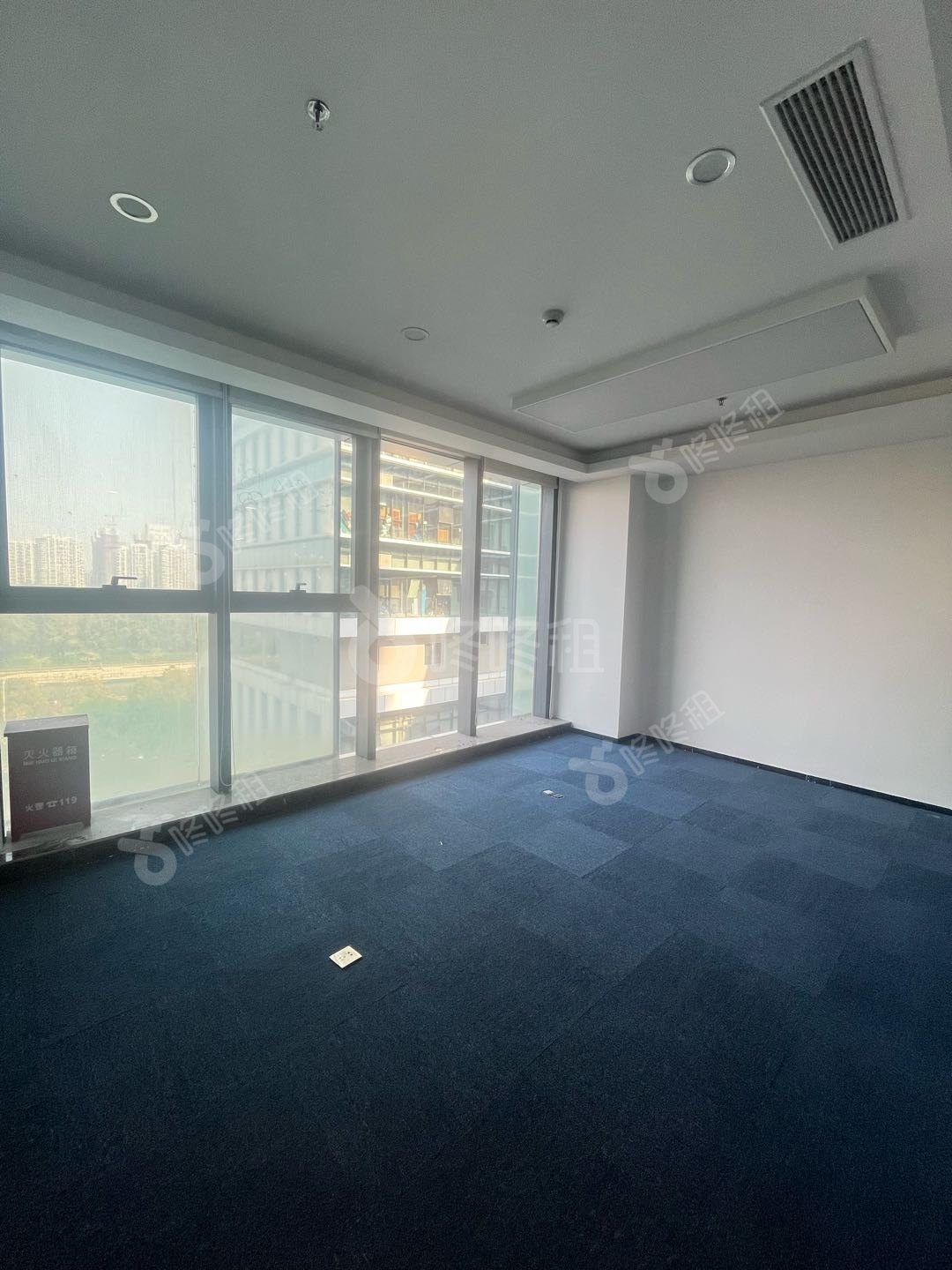 深圳湾科技生态园_211.6平_精装_办公室隔间