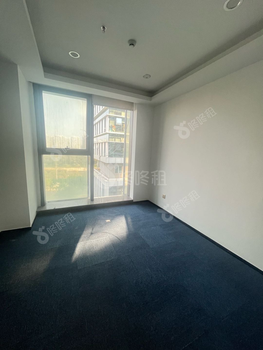 深圳湾科技生态园_211.6平_精装_办公室隔间