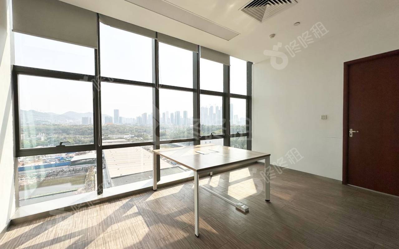 奥特迅电力大厦_2070平_精装_办公室开间