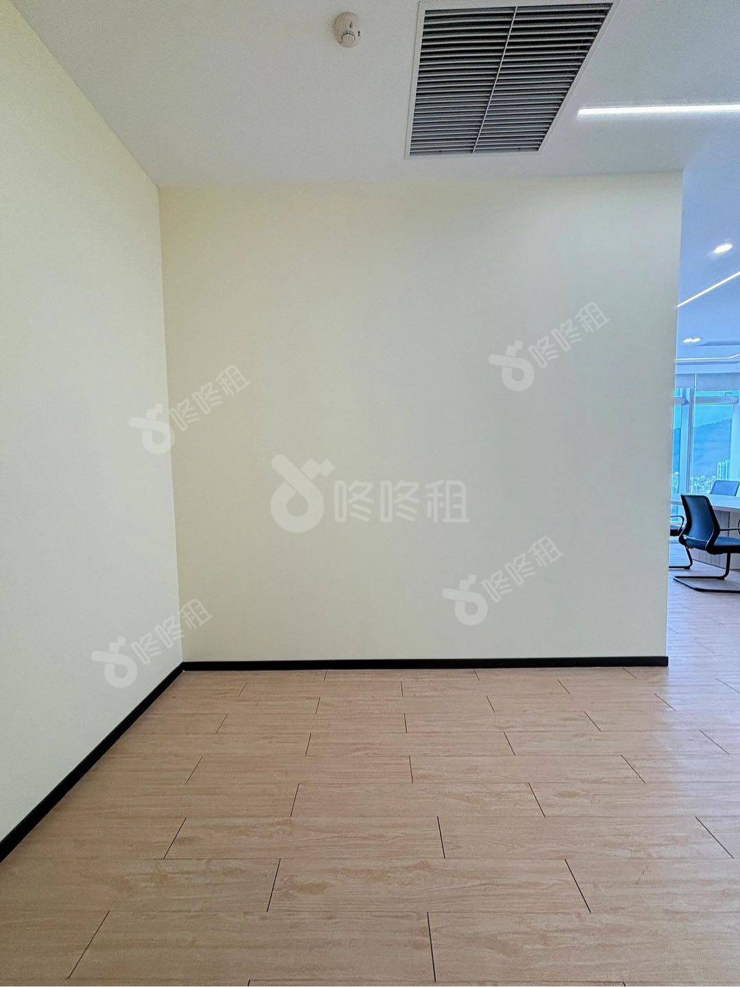 侨城一号_158平_精装_前台