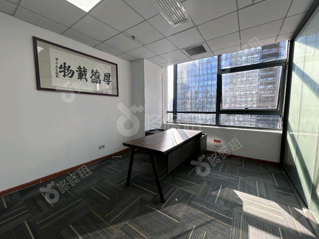 东方科技大厦_590平_精装_办公室隔间