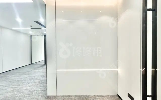 智慧广场_318平米_精装_办公室房源出租