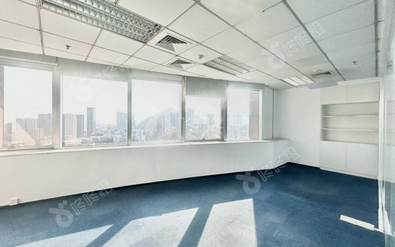 新时代广场_125.04平_精装_办公室隔间