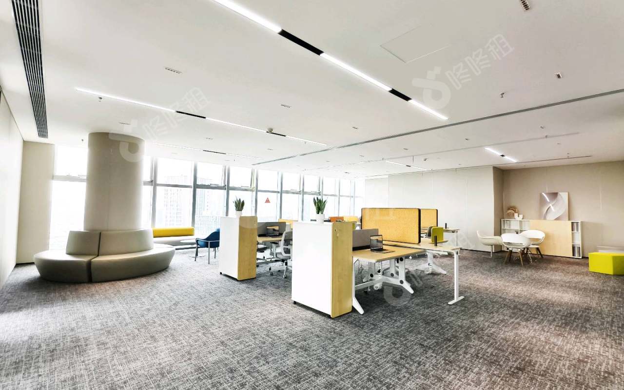 康泰创新广场_604平_精装_办公室开间