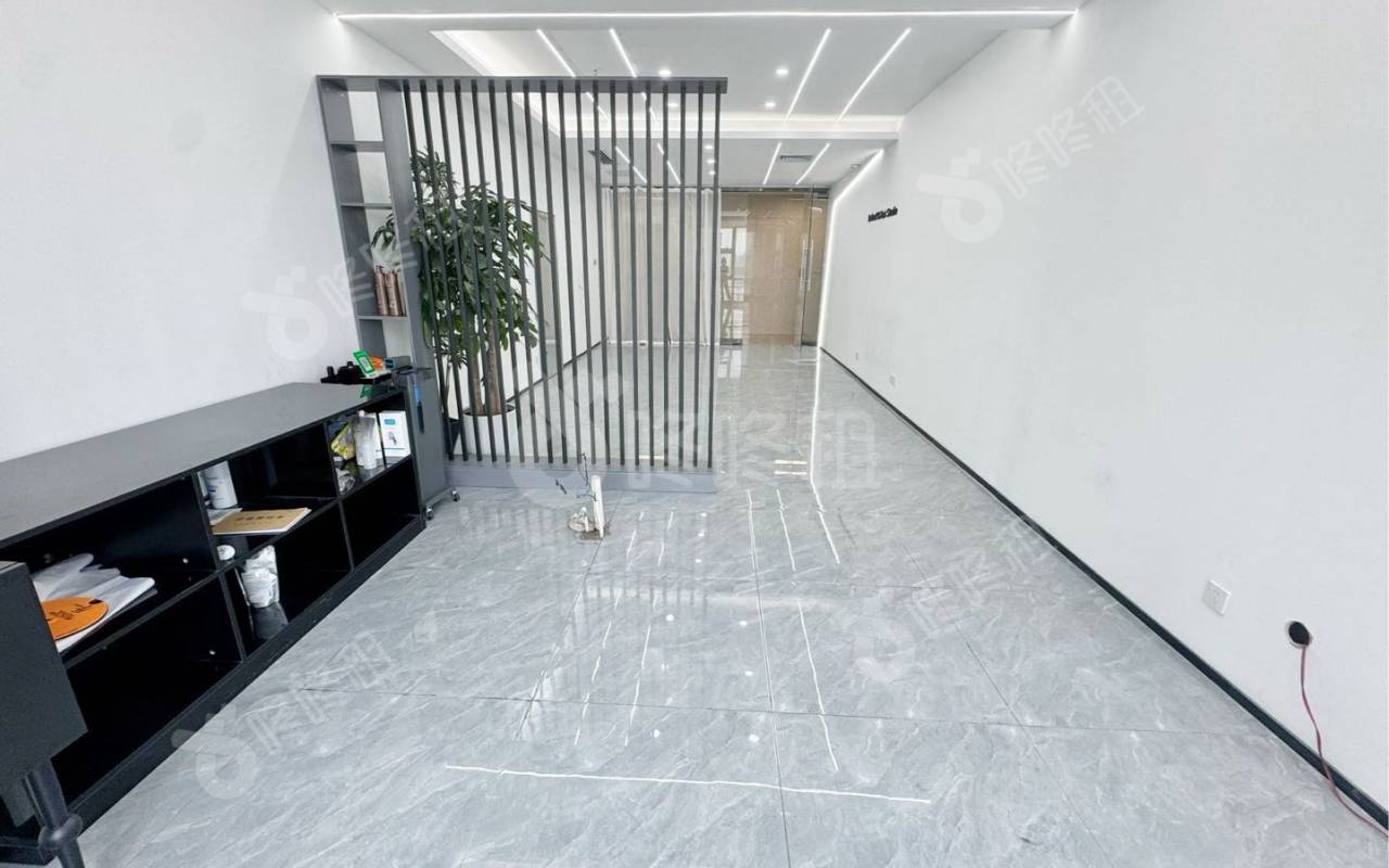 阳光科创中心_90平_精装_办公室隔间