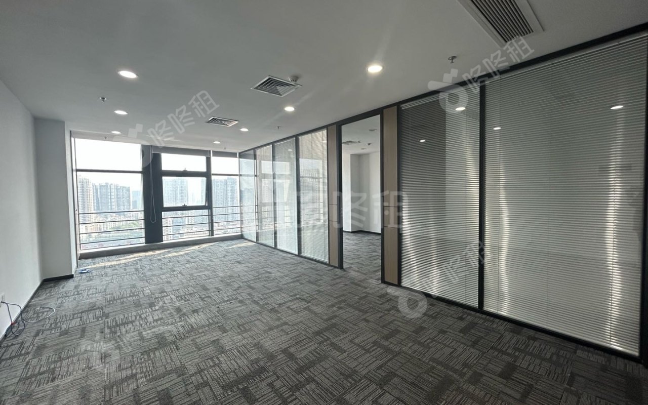 奋成智谷大厦_178平_精装_办公室开间