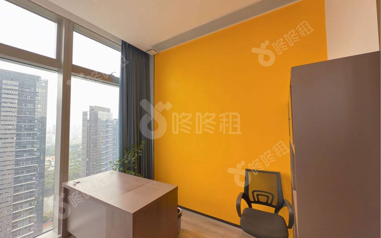 侨城一号_185平_精装_办公室隔间
